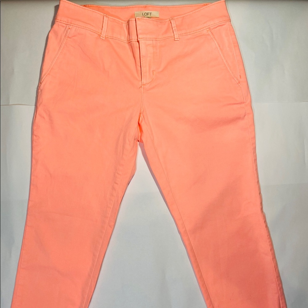 Folded bottom, capri, chinos, neon coral